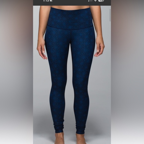 lululemon athletica Pants - Lululemon Wunder Under full-on luxstreme size 6.